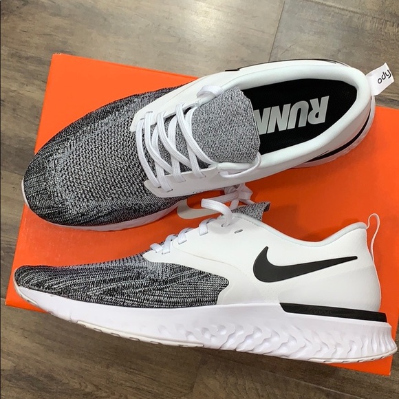 NIKE ODYSSEY REACT 2 FLYKNIT white/black men’s - Picture 13 of 16